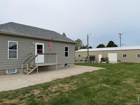 802 Main Street