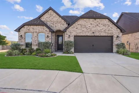 840 Sendera Lane