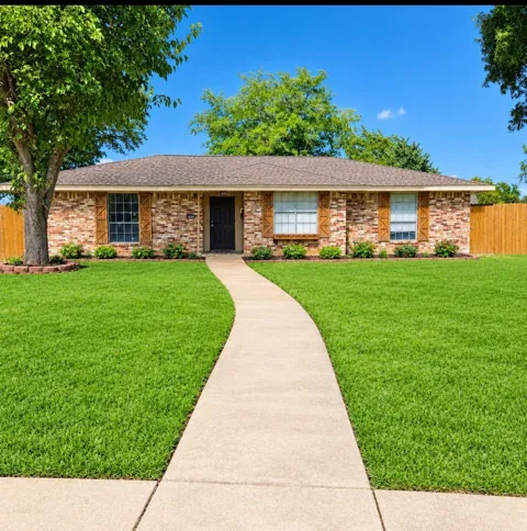 709 Oakbluff Drive