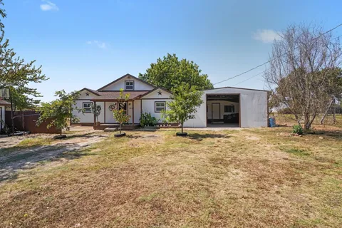 205 Davis Ranch Road