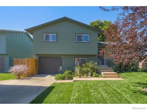 8201 Hallett Court