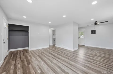 2818 Merry Lane