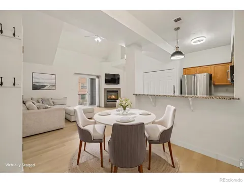 4245 Boardwalk Drive #4