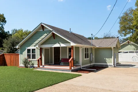 431 Cockerell Street