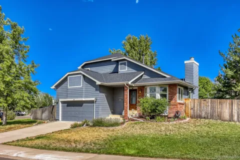 2324 Meadows Lane