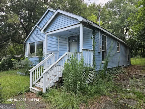 4121 Forest AVE W