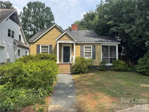 2213 Chesterfield Avenue