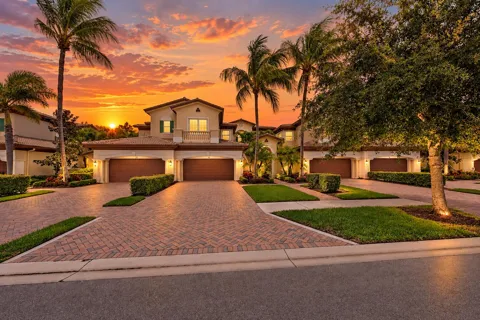 115 Tresana Boulevard #35