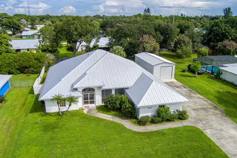 1002 Ibis Avenue