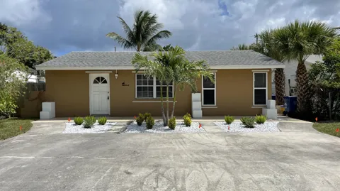 116 E CENTRAL BOULEVARD