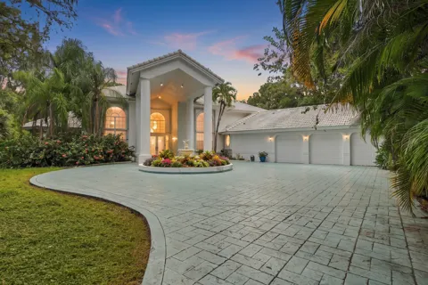 5386 NW 77th Terrace