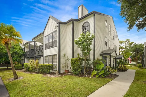 5032 Heatherhill Lane #6
