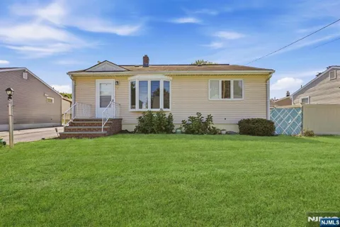 25 Corsi Road
