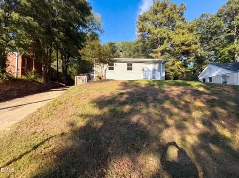 212 Red Oak Avenue