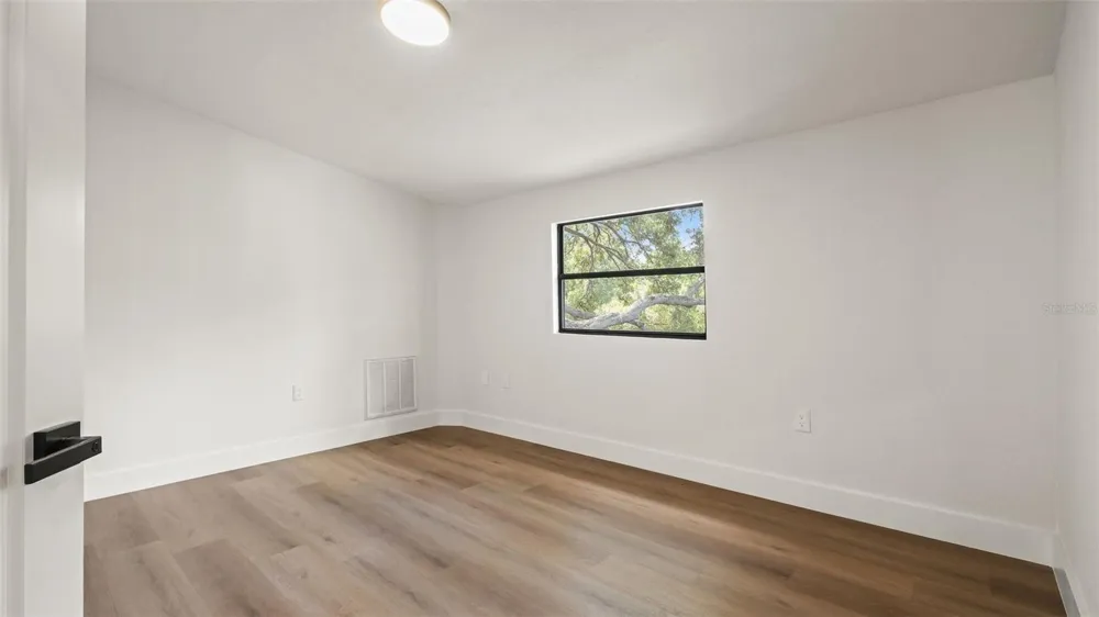 3415 W BARCELONA STREET Tampa, FL 33629