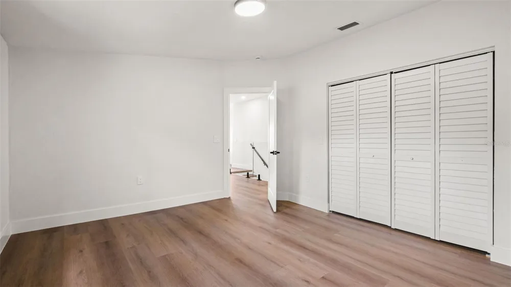 3415 W BARCELONA STREET Tampa, FL 33629