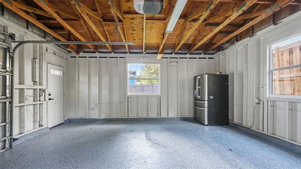 3415 W BARCELONA STREET Tampa, FL 33629