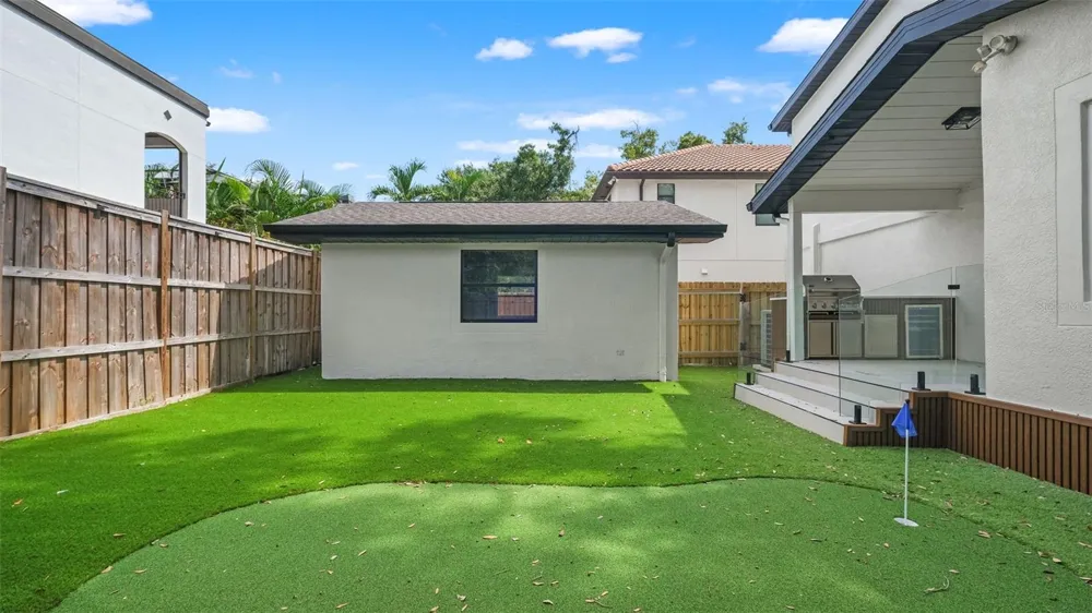 3415 W BARCELONA STREET Tampa, FL 33629