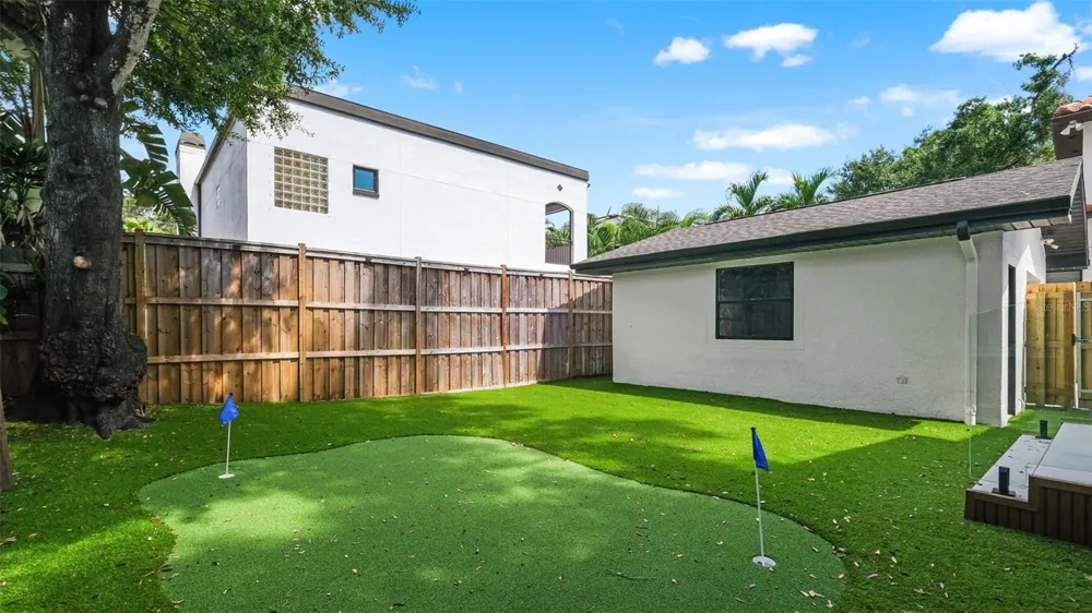 3415 W BARCELONA STREET Tampa, FL 33629