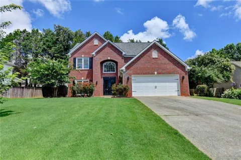 2835 Crestmont