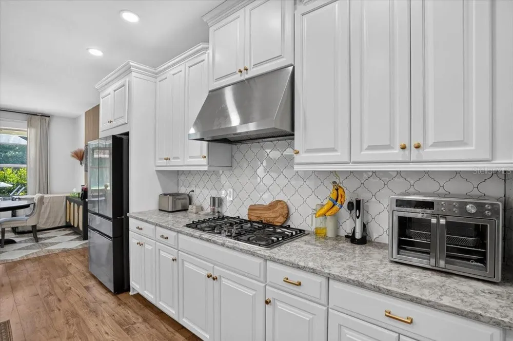 10203 MILKY WAY CIRCLE Sarasota, FL 34241