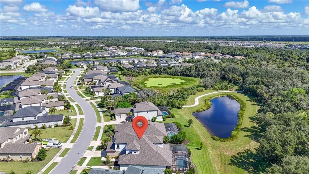 10203 MILKY WAY CIRCLE Sarasota, FL 34241