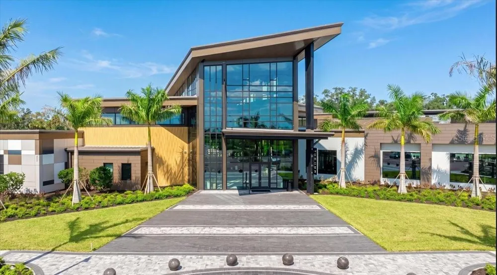 10203 MILKY WAY CIRCLE Sarasota, FL 34241