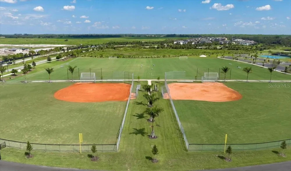 10203 MILKY WAY CIRCLE Sarasota, FL 34241