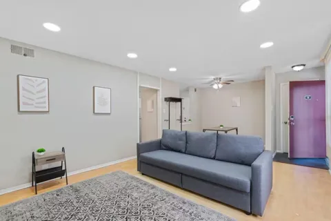 108 N BELVEDERE BLVD #18