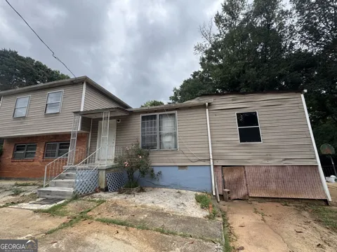6186 HOLIDAY BLVD