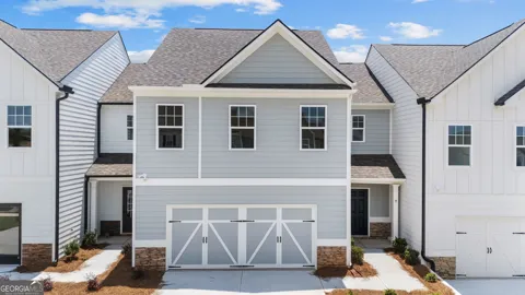 9 Umber LN
