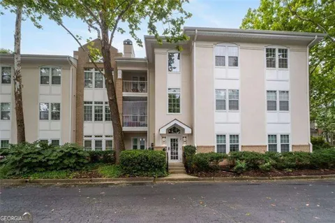 240 Renaissance PKWY NE