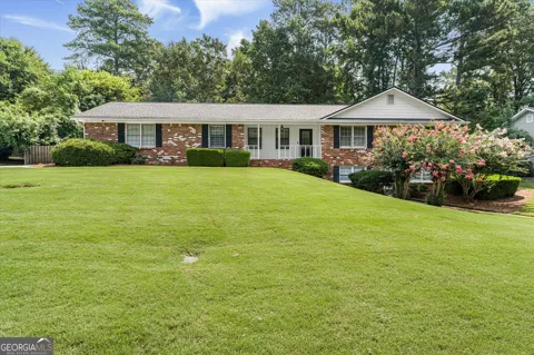 226 Machelle LN