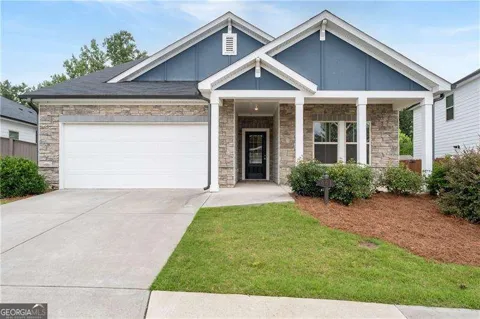 661 Valdosta DR