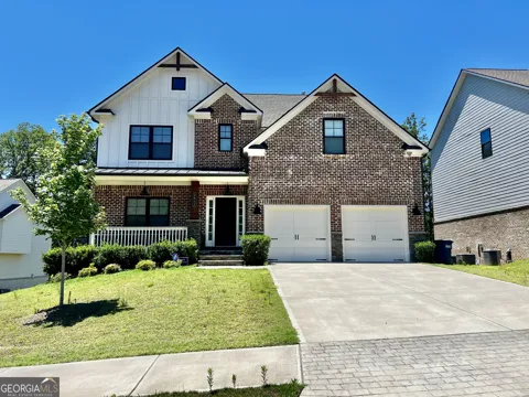 3657 3657 Thornhill CT