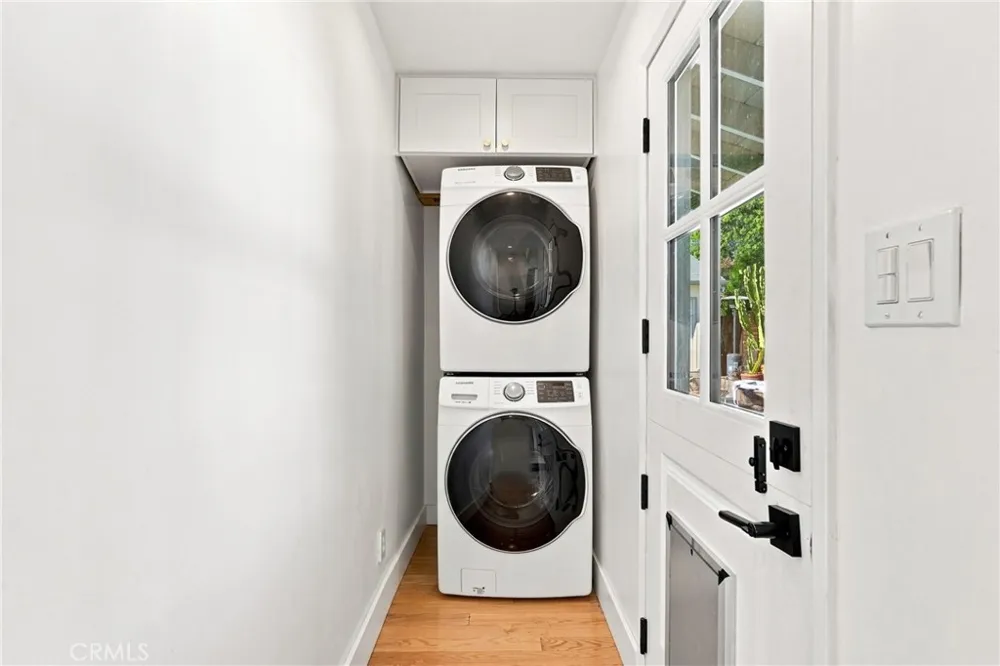 3855 E Wilton Long Beach, CA 90804