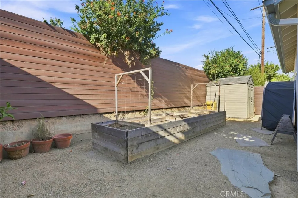 3855 E Wilton Long Beach, CA 90804
