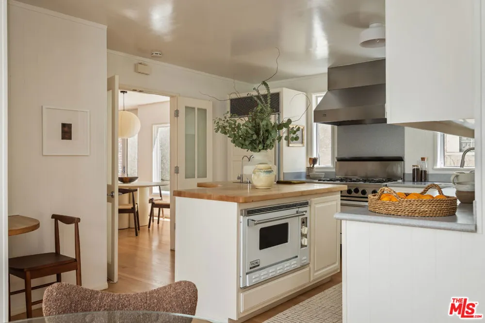 104 Rivo Alto Canal Long Beach, CA 90803