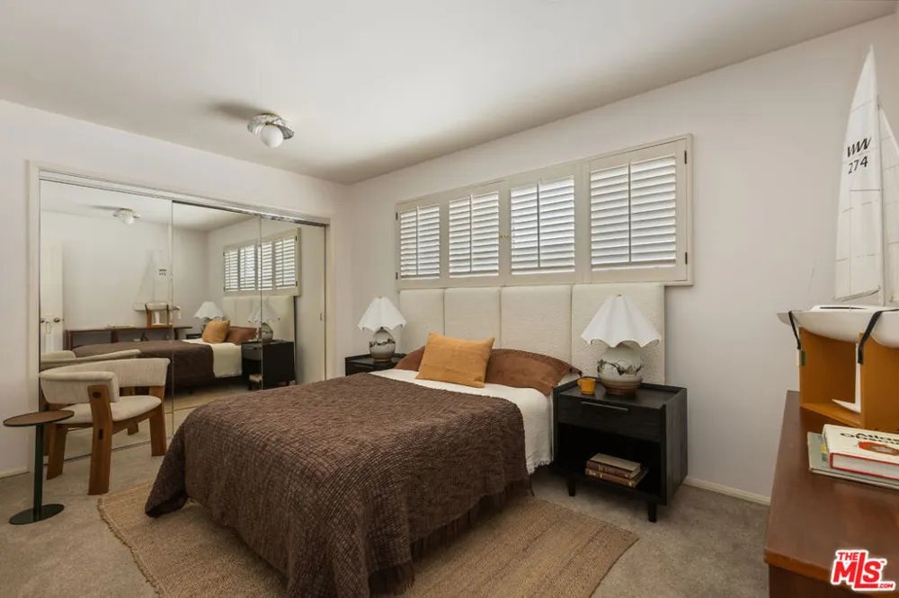 104 Rivo Alto Canal Long Beach, CA 90803