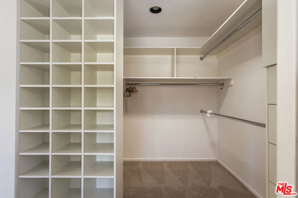 104 Rivo Alto Canal Long Beach, CA 90803