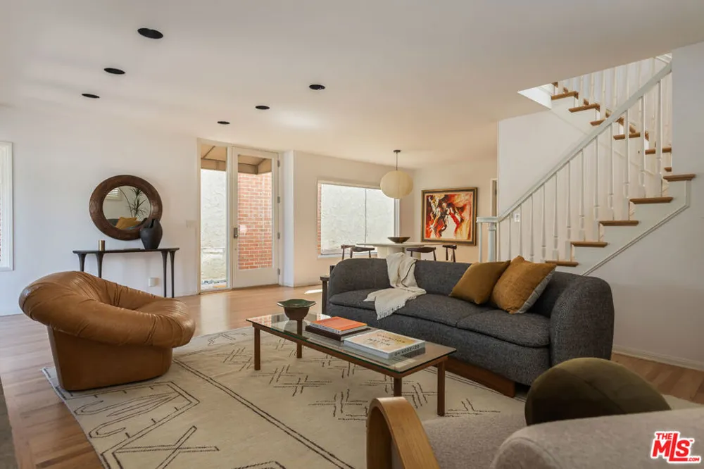 104 Rivo Alto Canal Long Beach, CA 90803
