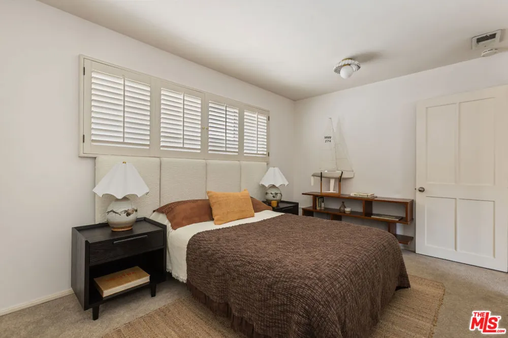 104 Rivo Alto Canal Long Beach, CA 90803