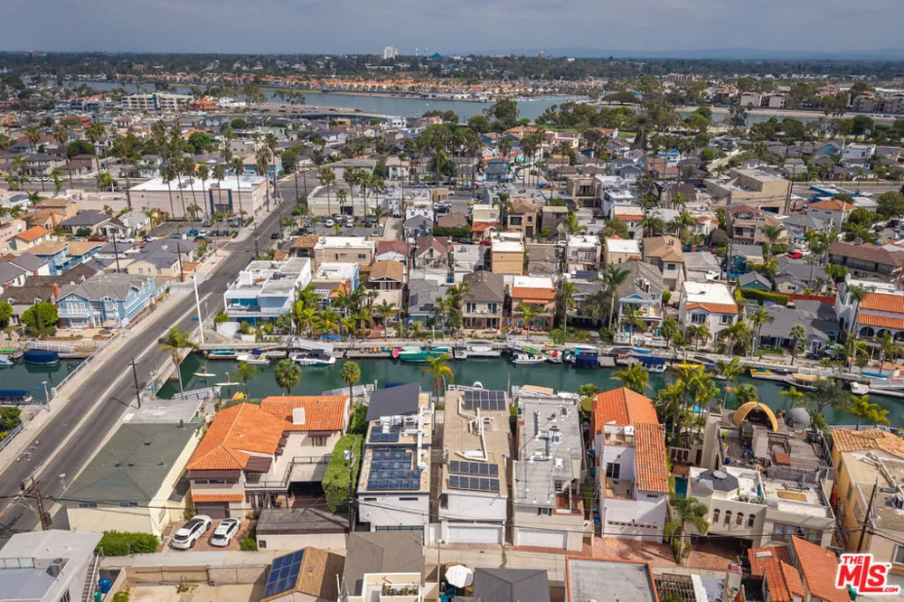 104 Rivo Alto Canal Long Beach, CA 90803
