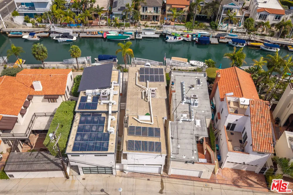 104 Rivo Alto Canal Long Beach, CA 90803