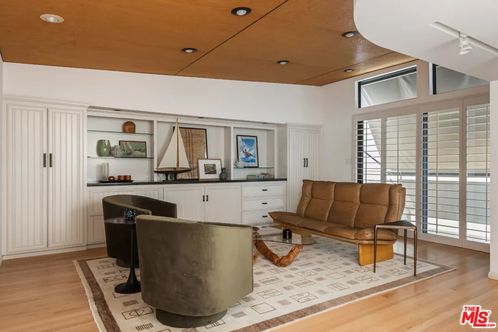 104 Rivo Alto Canal Long Beach, CA 90803