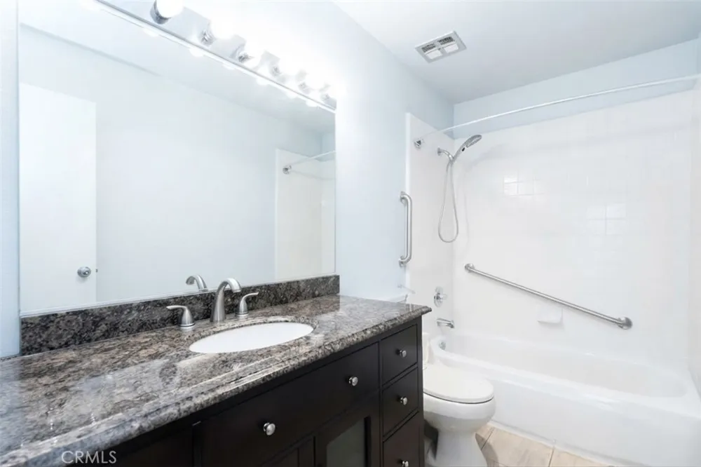 5440 Lindley Avenue #310 Encino, CA 91316