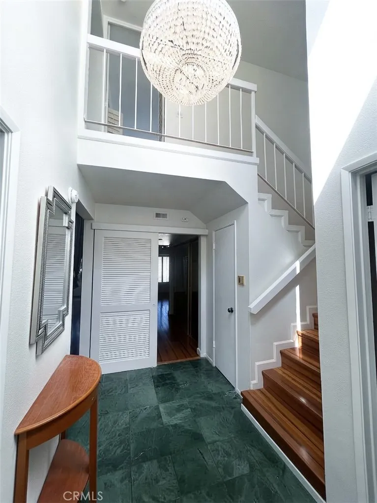 5440 Lindley Avenue #310 Encino, CA 91316