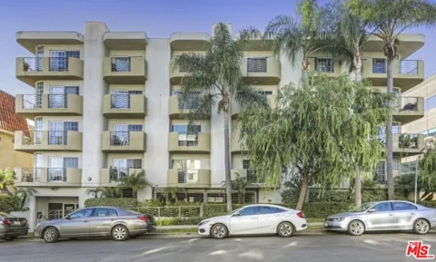1817 Selby Avenue #102