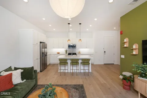 27212 Diamond Peak Lane #301