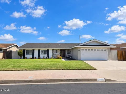 1852 Weston Circle
